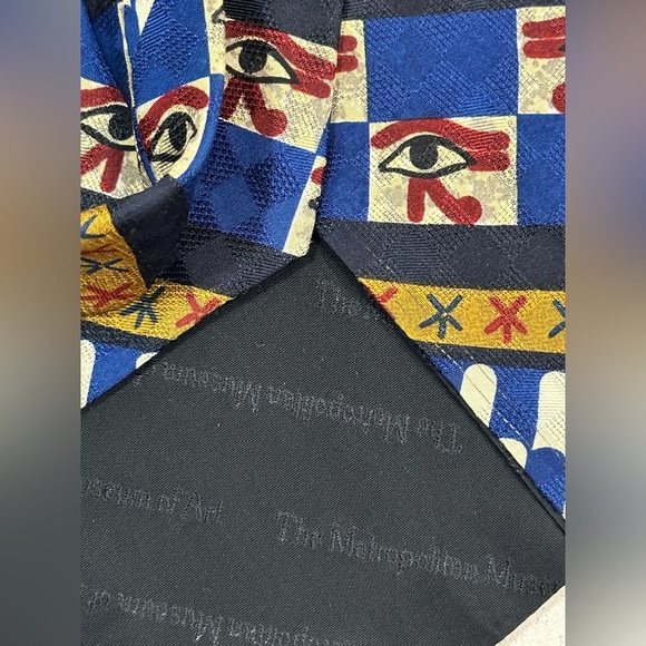 Vintage metropolitan museum “The Met” ancient Egyptian nostalgia art silk tie - Picture 2 of 12